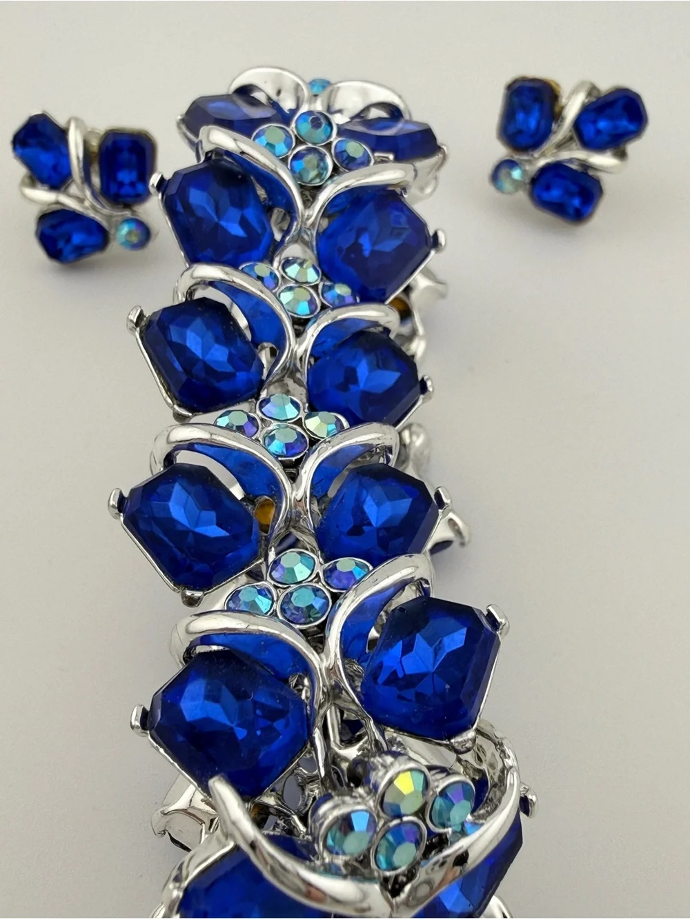 Vintage Signed STAR Royal Blue Rhinestone Bracelet Silver Tone